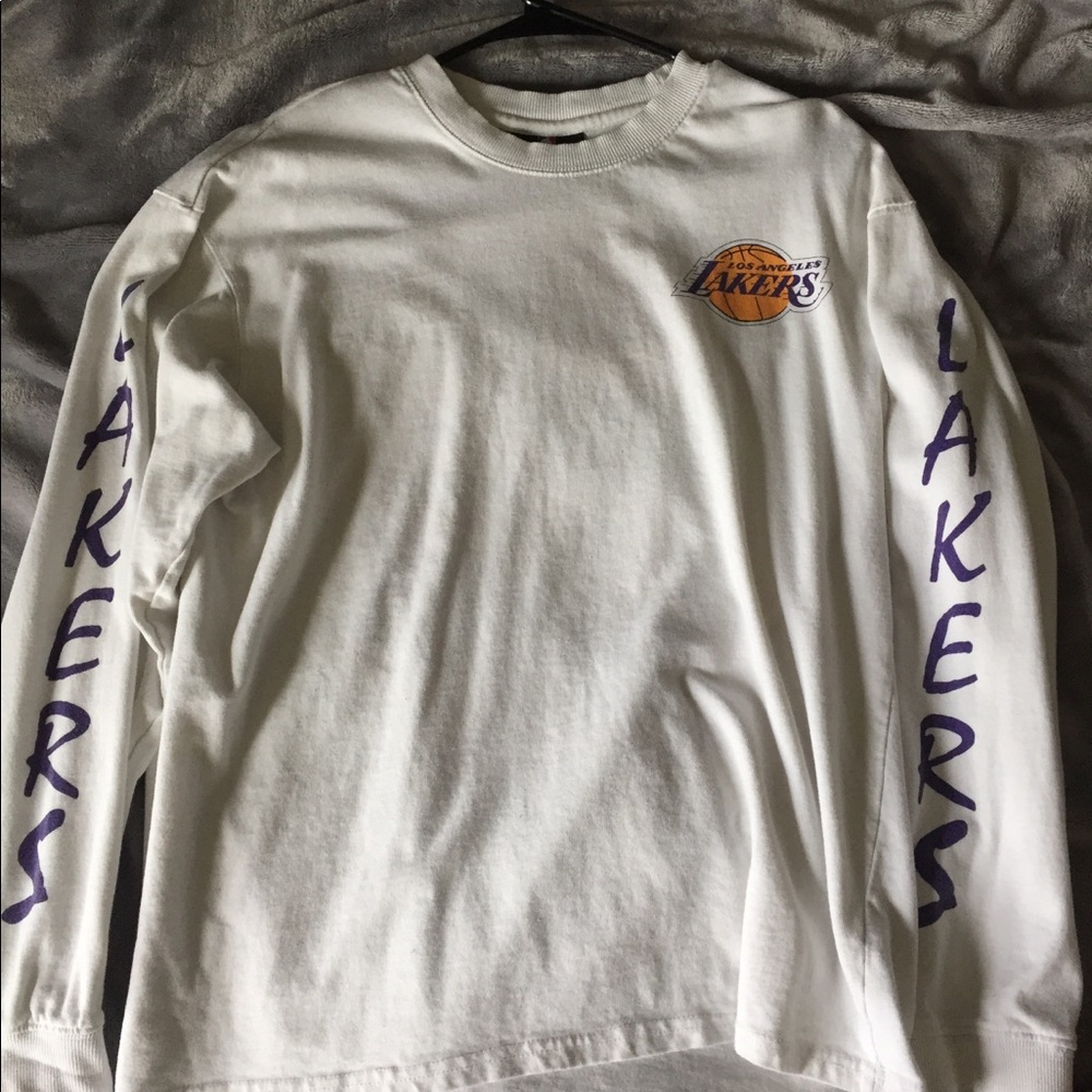 Lakers long sleeve shirt